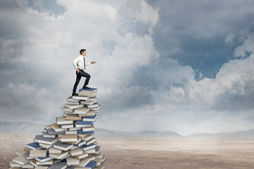 西咸新区管委会地址