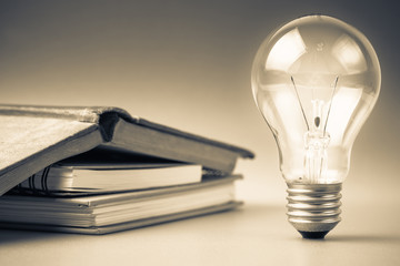 华硕笔记本数字键“0”打不出来怎么办？